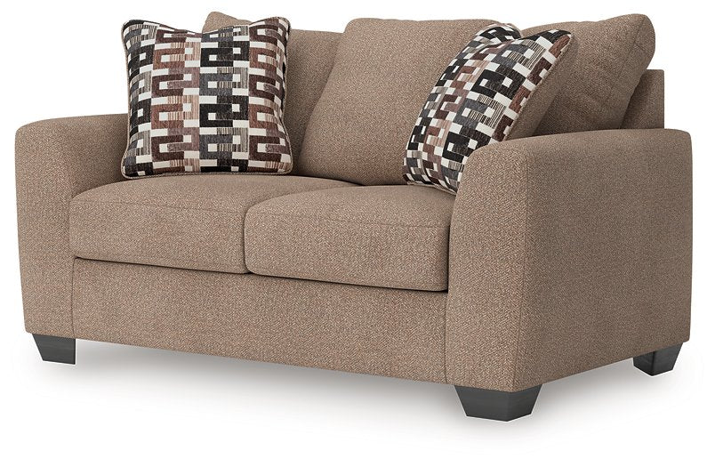 Triston-Peaks Loveseat